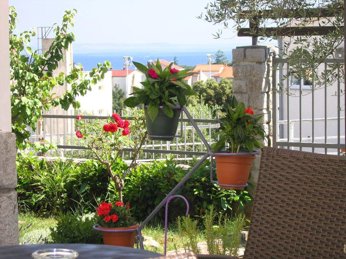 Apartments Oribella Veglia Exterior foto