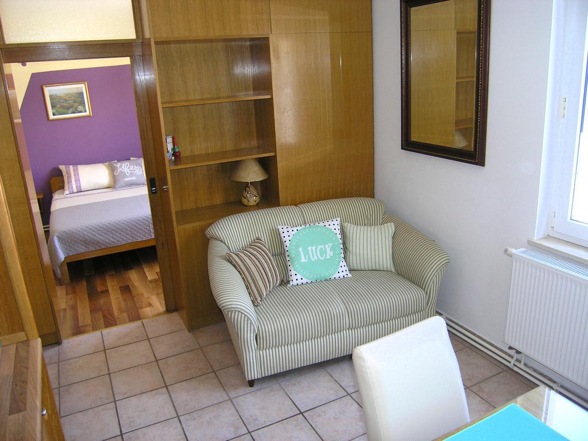 Apartments Oribella Veglia Exterior foto