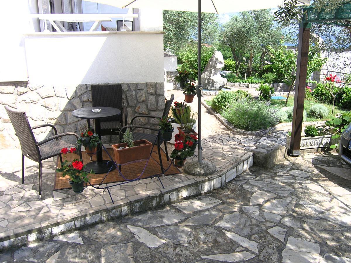 Apartments Oribella Veglia Exterior foto