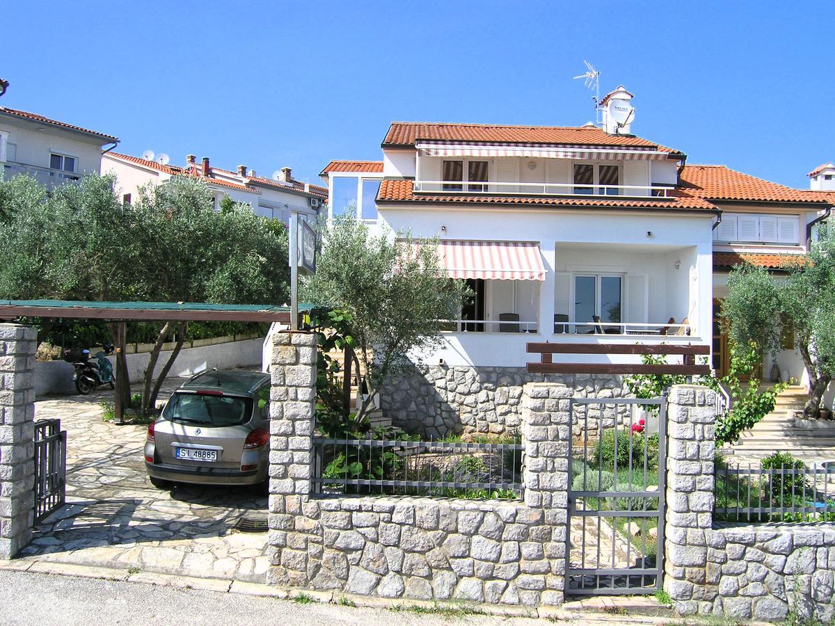 Apartments Oribella Veglia Exterior foto